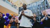 Tyreke Evans greets fans at Arden Fair