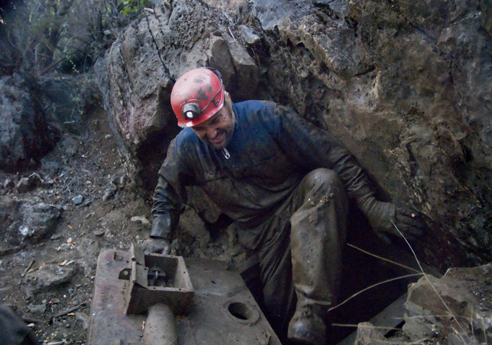FL-CAVE-EXIT.jpg