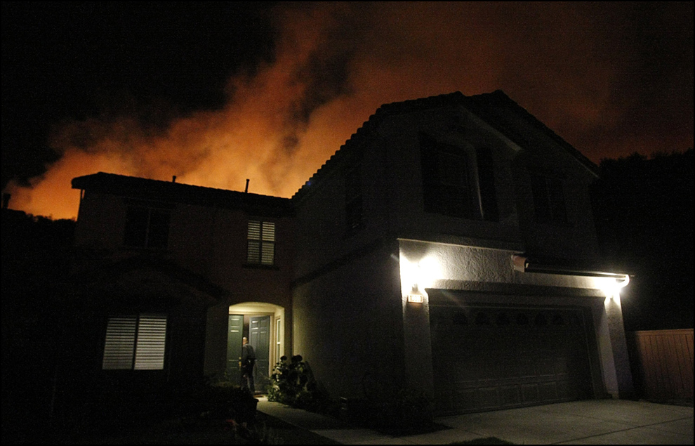 cafire1014 09.JPG
