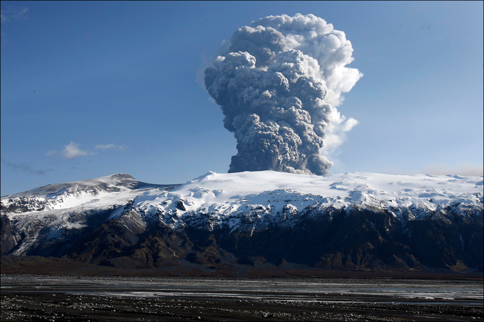 volcano_two06.jpg