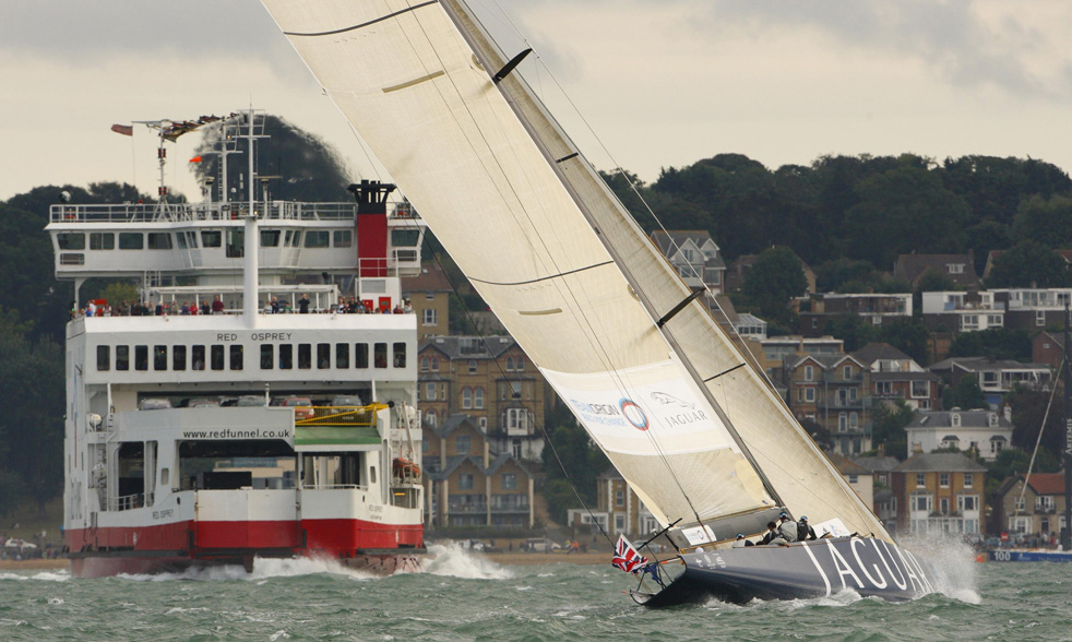 cowes_regatta_16.jpg