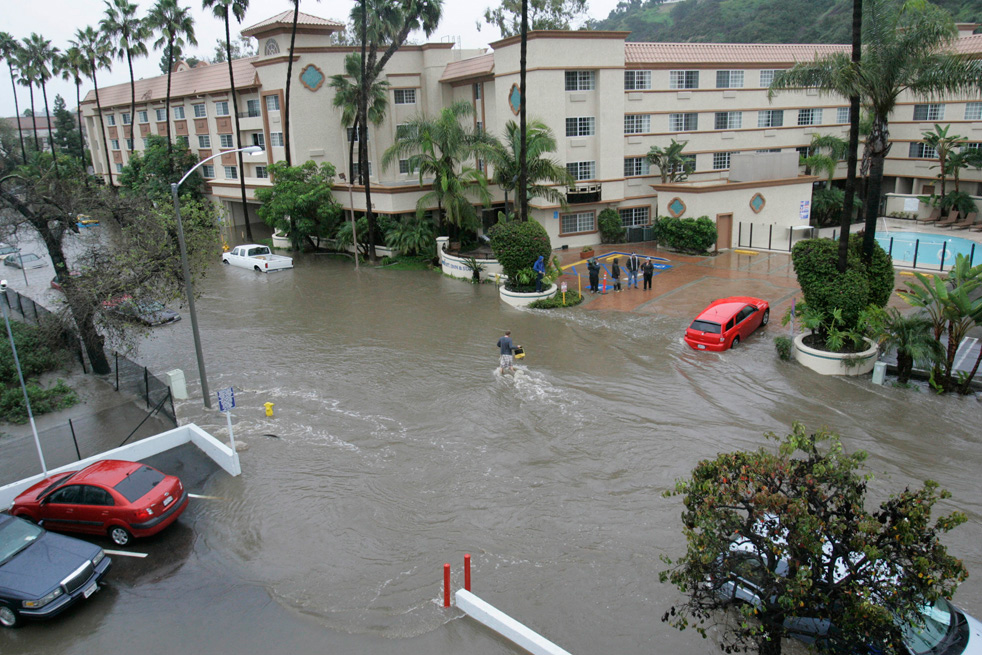 calif_storm_02.jpg