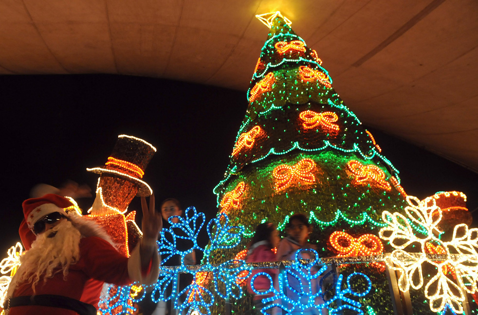 christmas_lights_24.jpg
