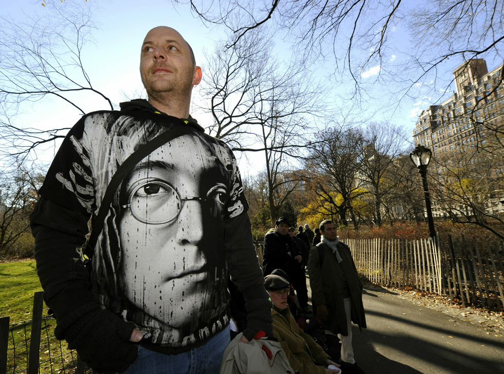 lennon_anniv_06.jpg
