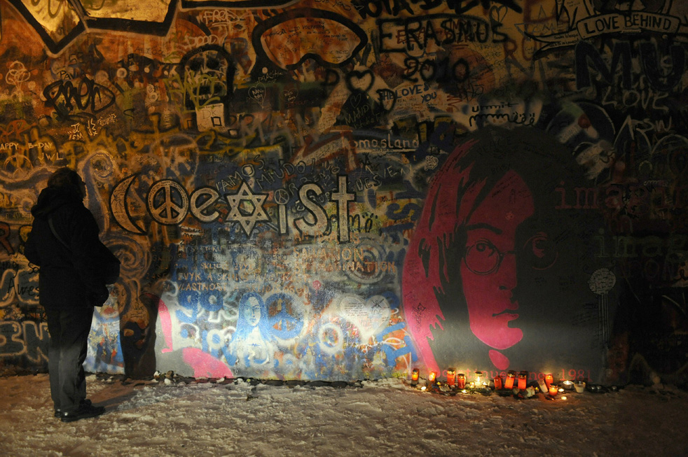 lennon_anniv_13.jpg