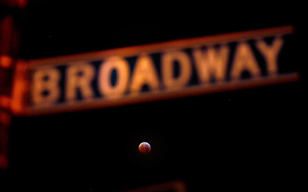 solstice_eclipse_03.jpg