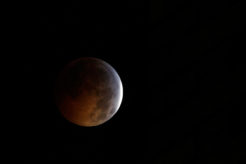 solstice_eclipse_12.jpg
