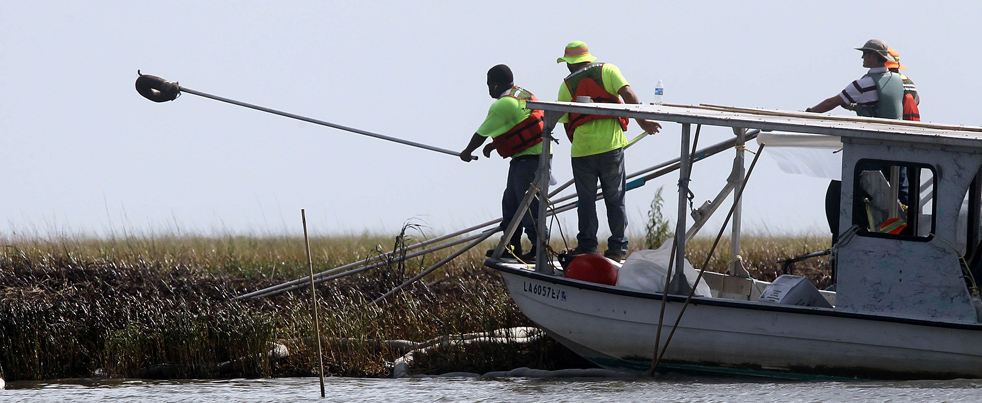 oil_spill_081605.jpg