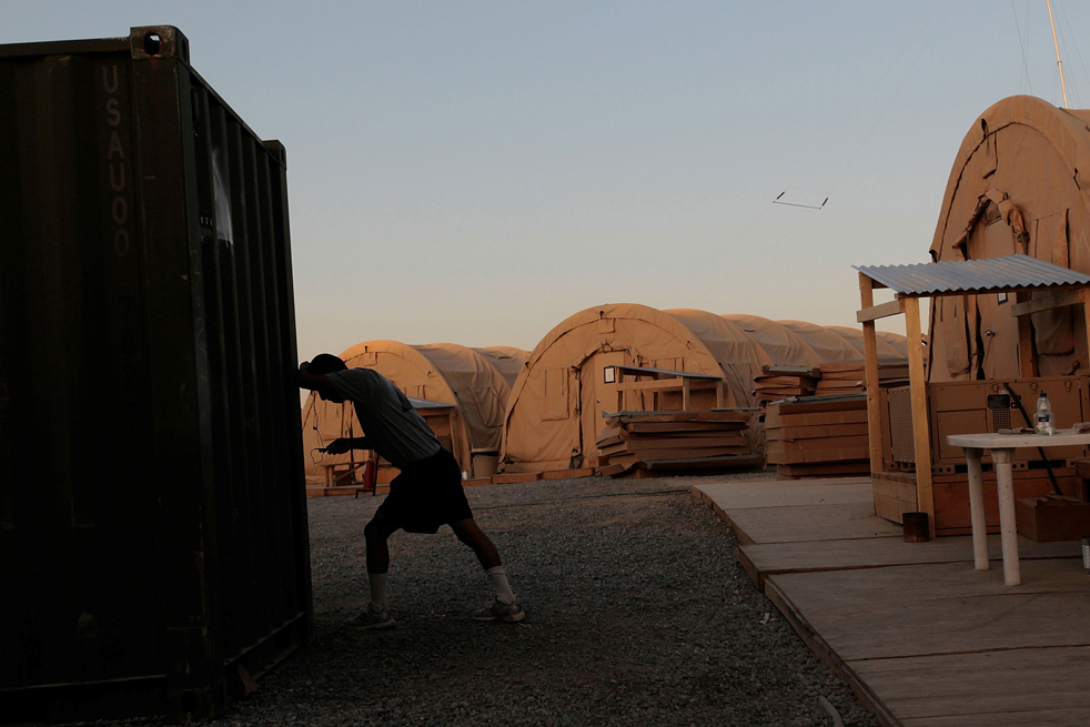 afghan_hondros12.jpg