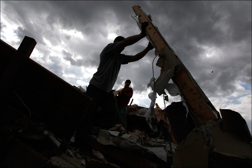 midwest_tornado04.jpg