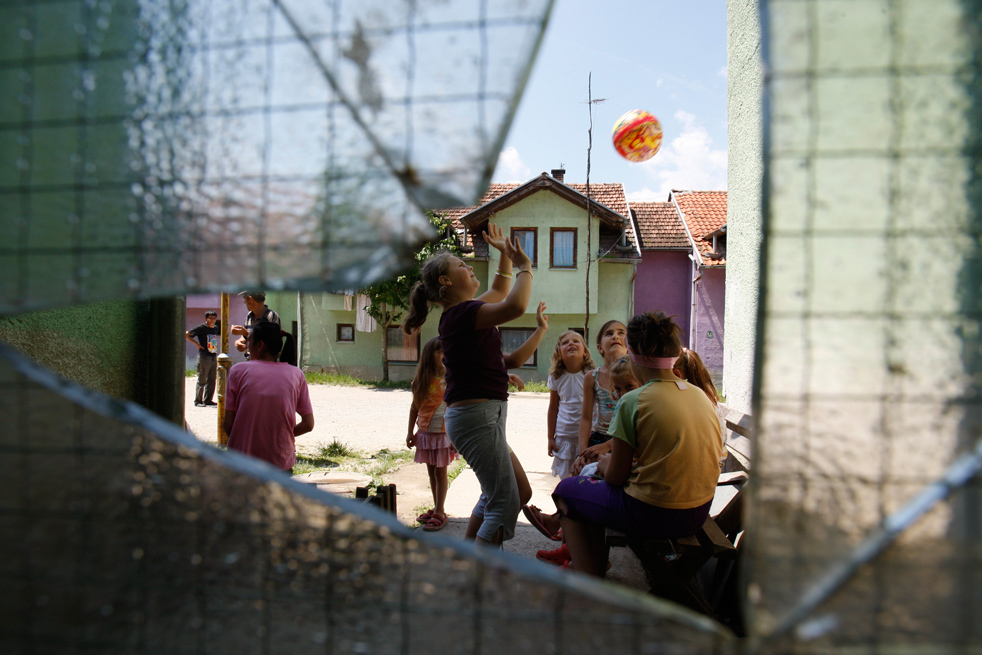 world_refugee20.jpg