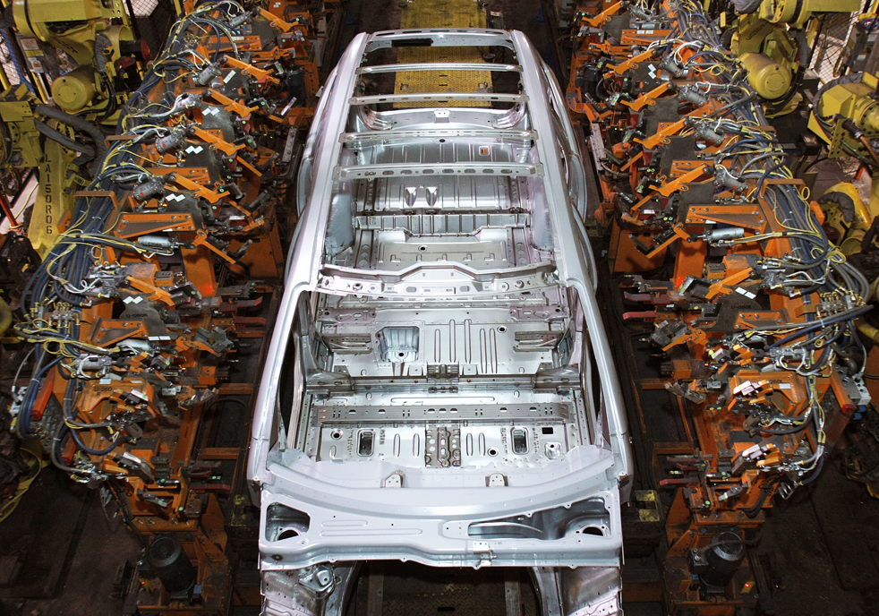 gm_suv05.jpg