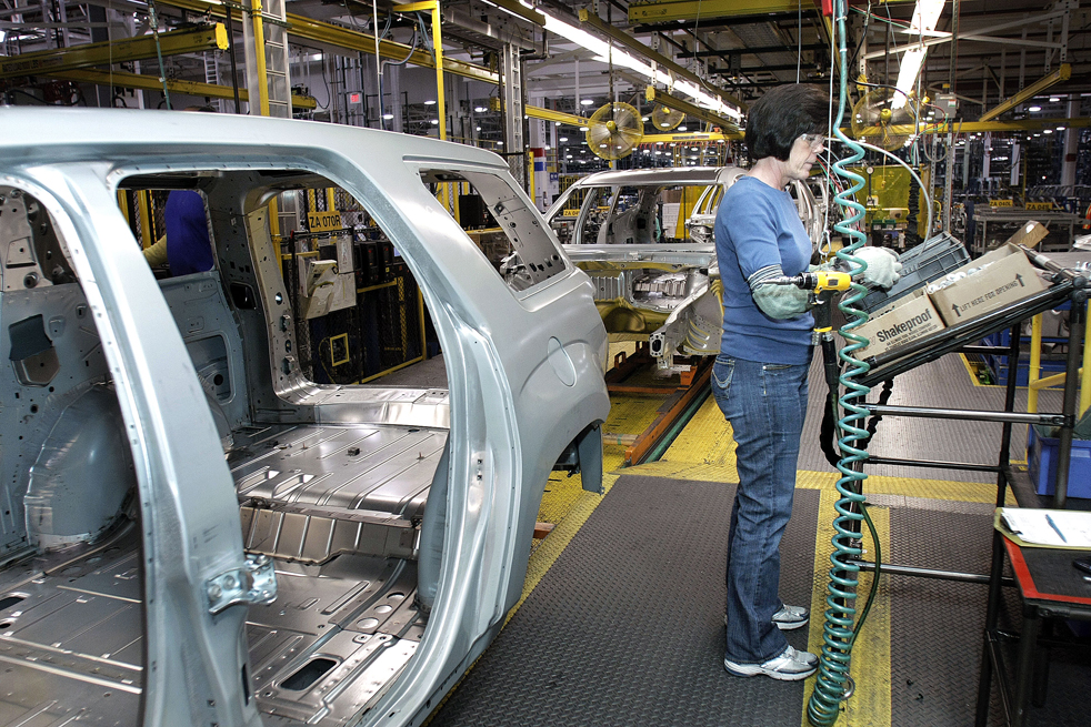 gm_suv09.jpg