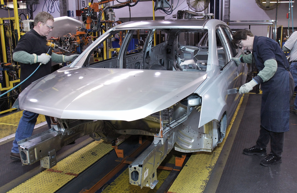 gm_suv16.jpg