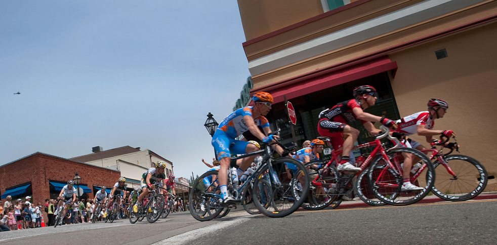 tour_frame09.jpg
