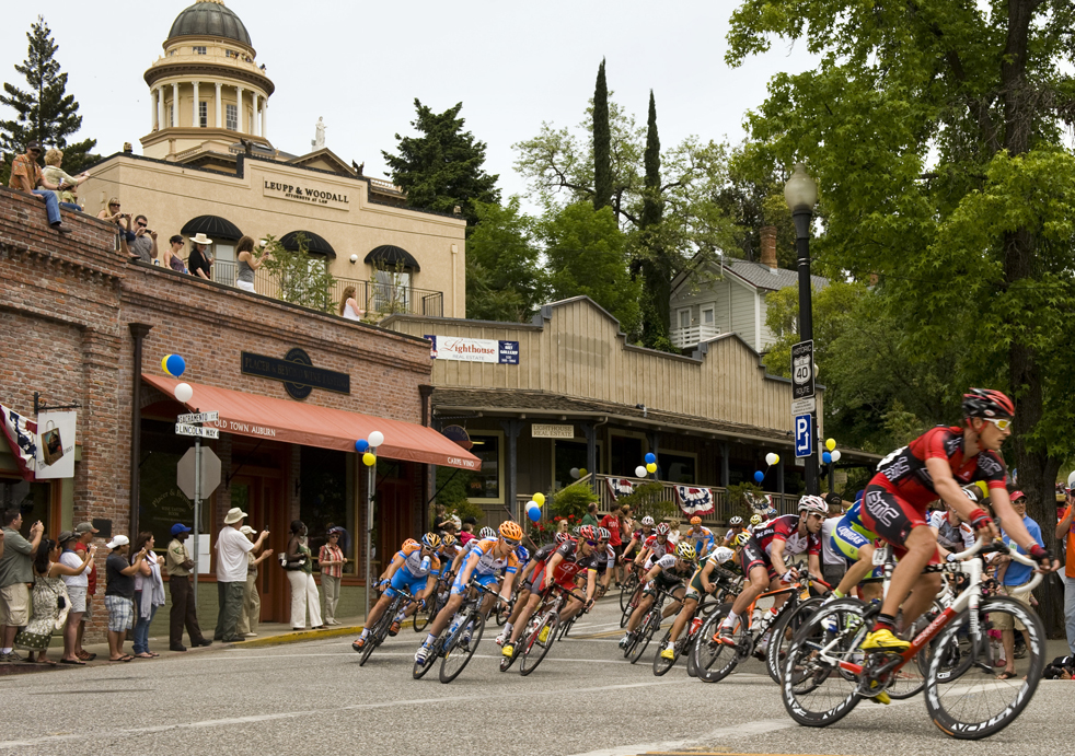 tour_frame11.jpg
