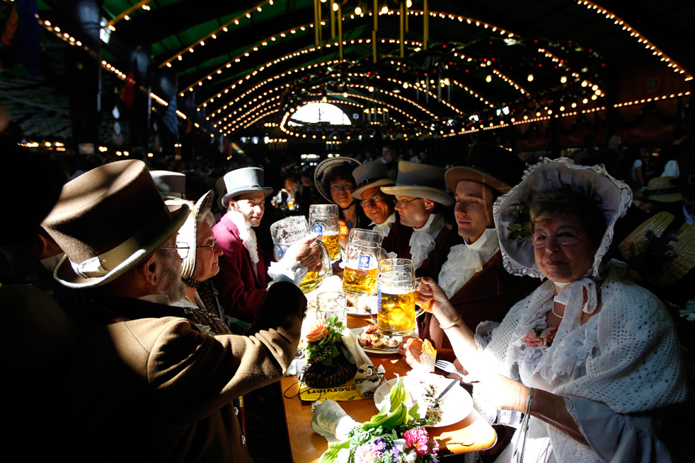 oktoberfest_10_06.jpg