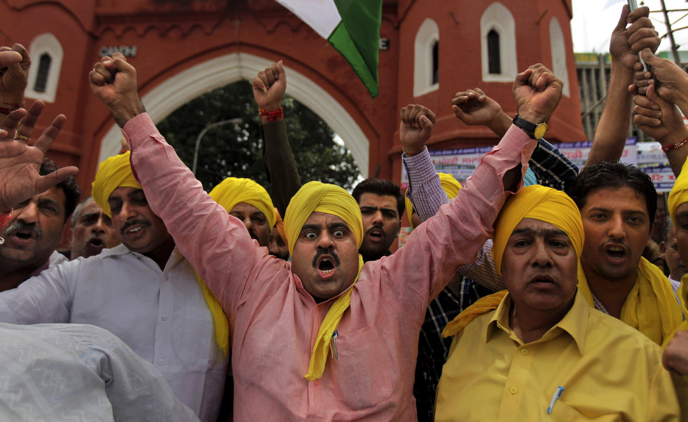 india_corruption_24.jpg