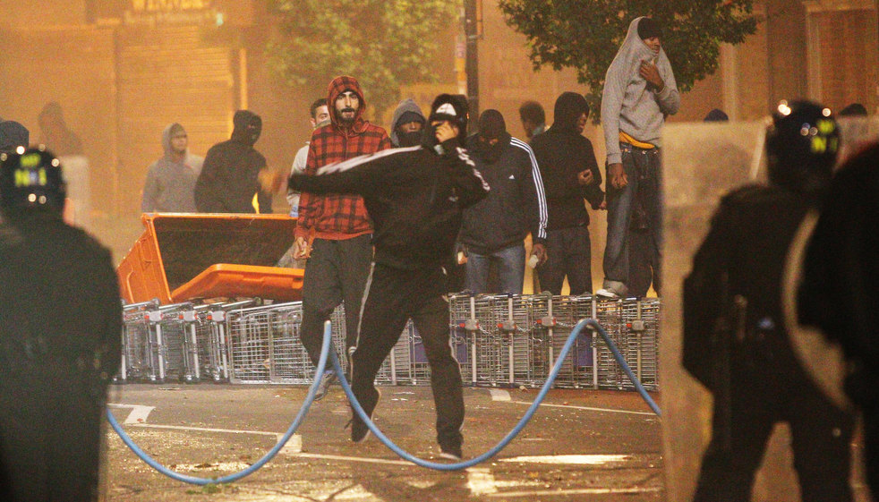 tottenham_riot_22.jpg