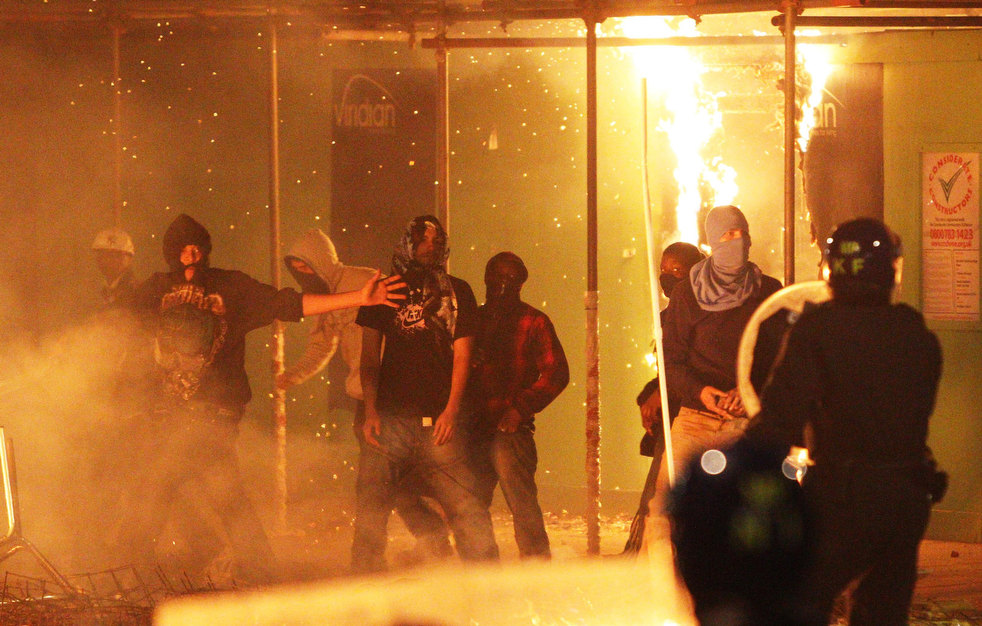 tottenham_riot_36.jpg