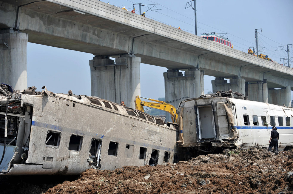 china_train_crash_16.jpg