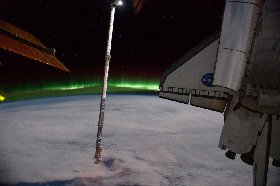 final_flight_atlantis_01.jpg