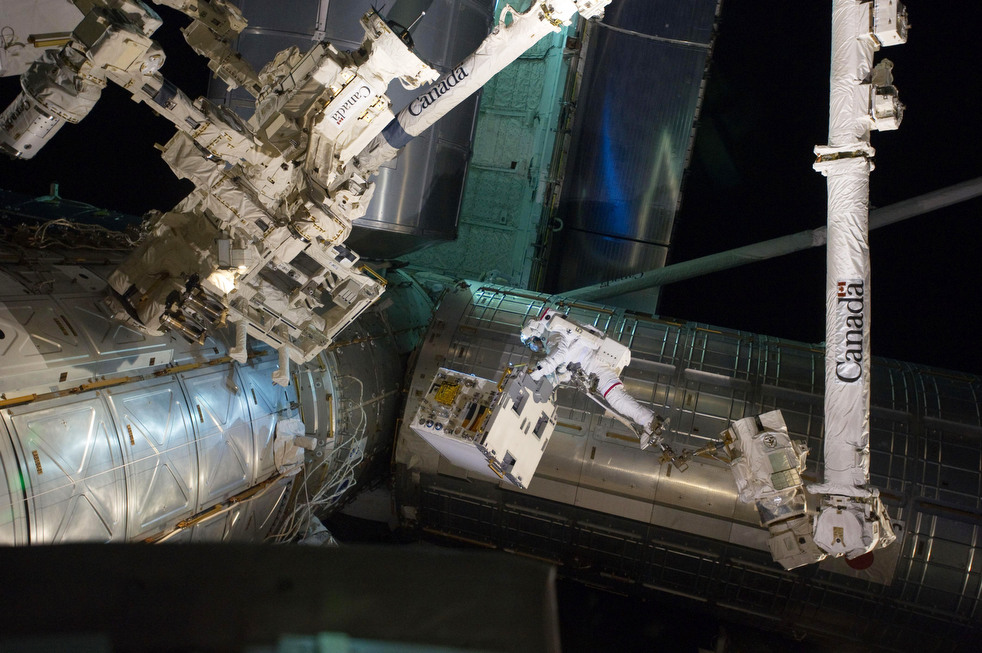 final_flight_atlantis_05.jpg