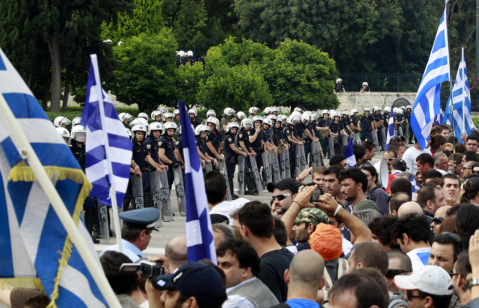 greece_financial_0615_03.jpg