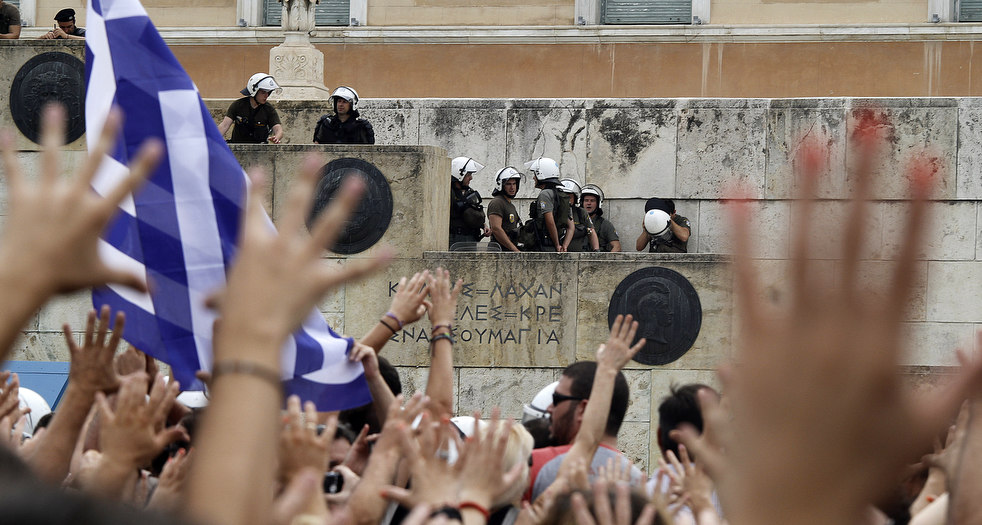 greece_financial_0615_06.jpg