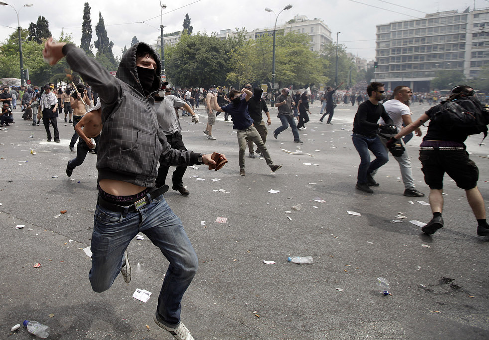 greece_financial_0615_25.jpg