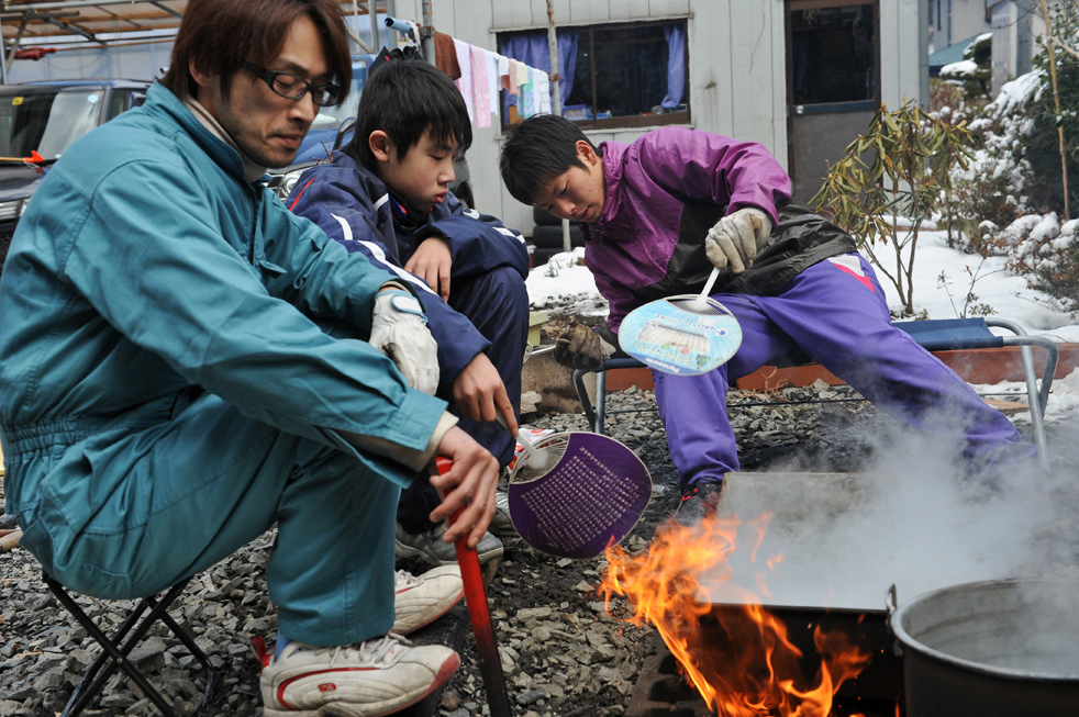 japan_quake18_06.jpg
