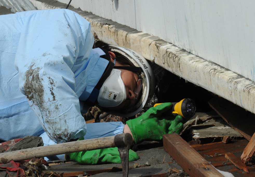japan_quake18_20.jpg