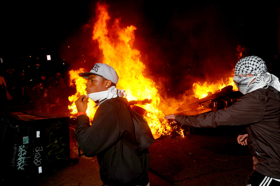 occupy_oakland_1103_04.jpg
