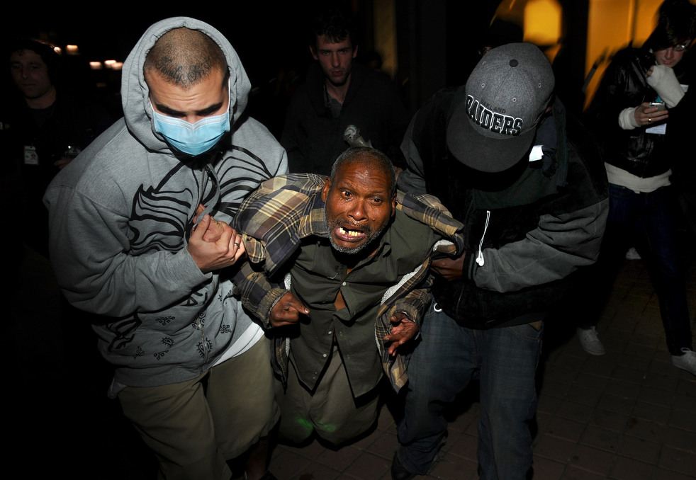 occupy_oakland_1103_07.jpg