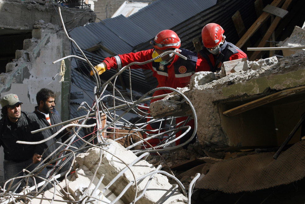turkey_quake_102411_05.jpg