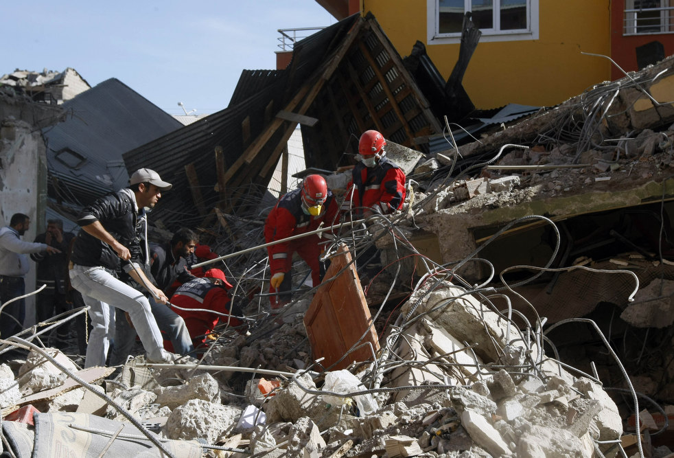 turkey_quake_102411_06.jpg