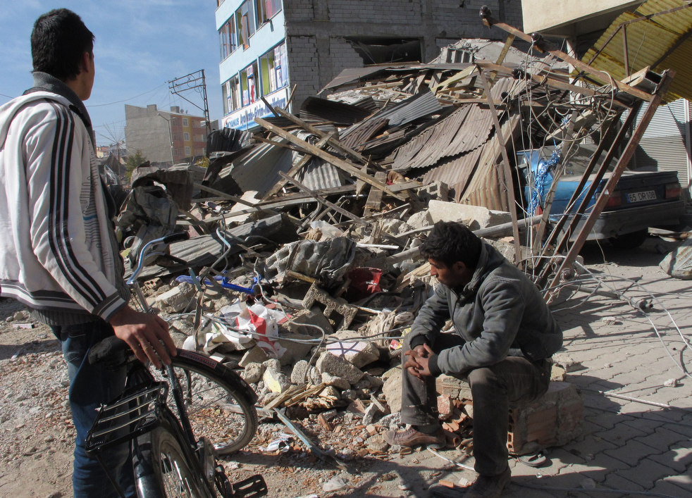 turkey_quake_102411_19.jpg