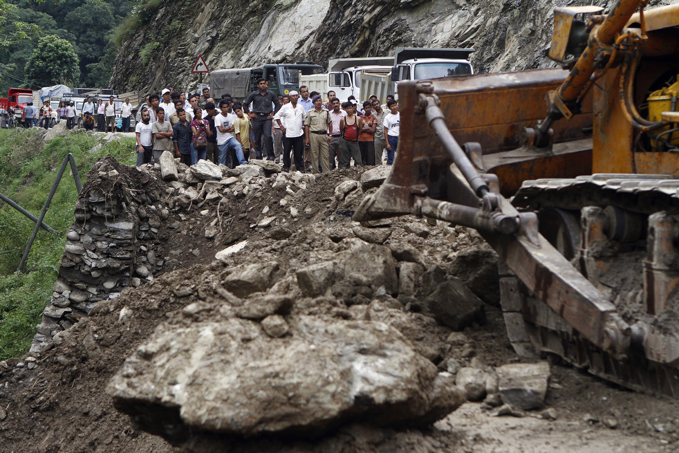 india_earthquake_09.jpg