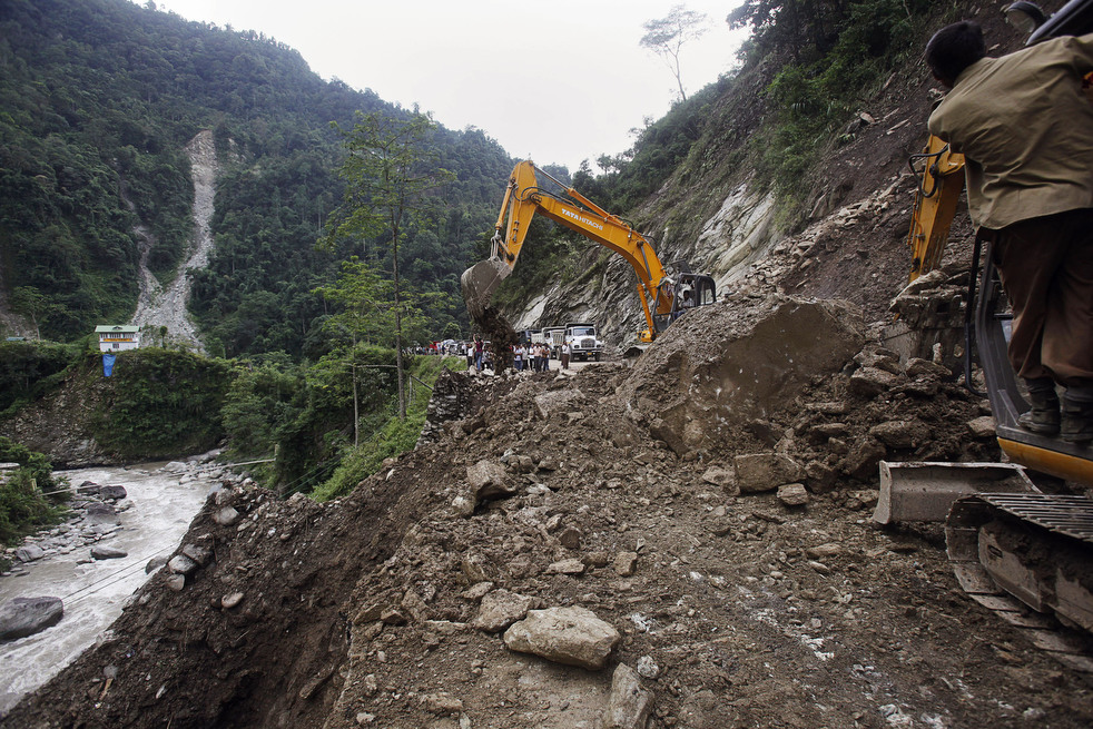 india_earthquake_10.jpg