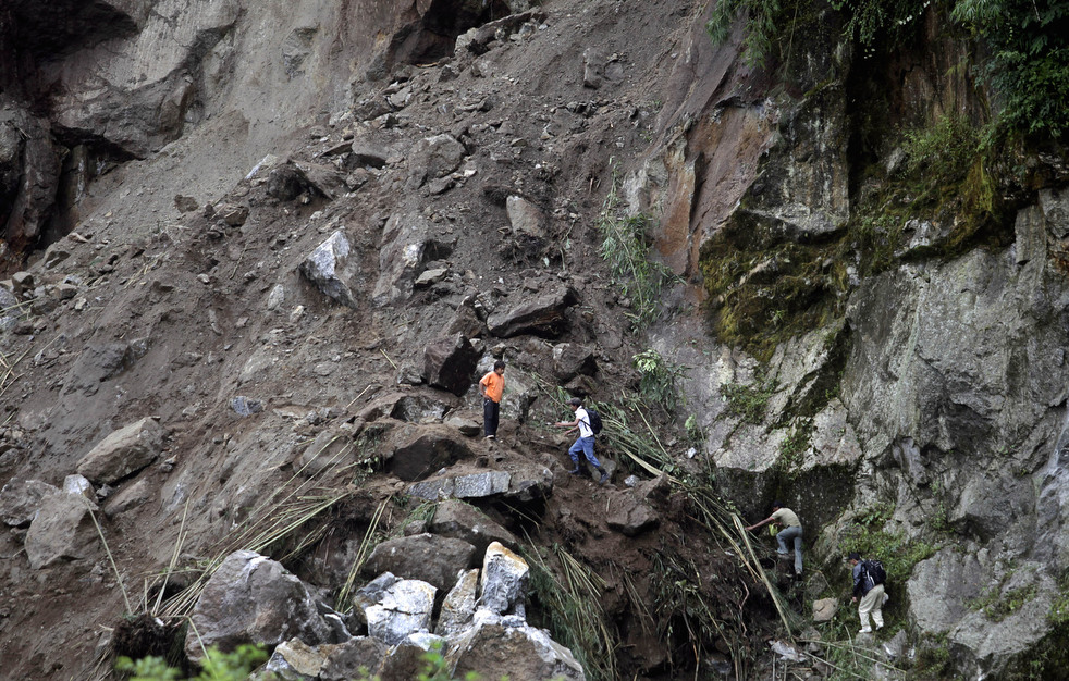 india_earthquake_23.jpg