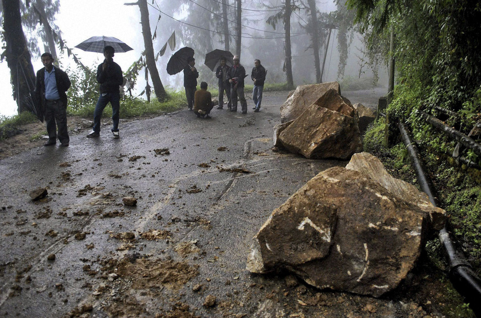 india_earthquake_40.jpg