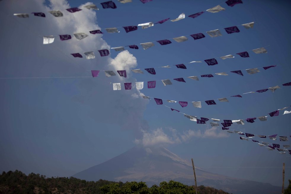 mexico_volcano_03.jpg