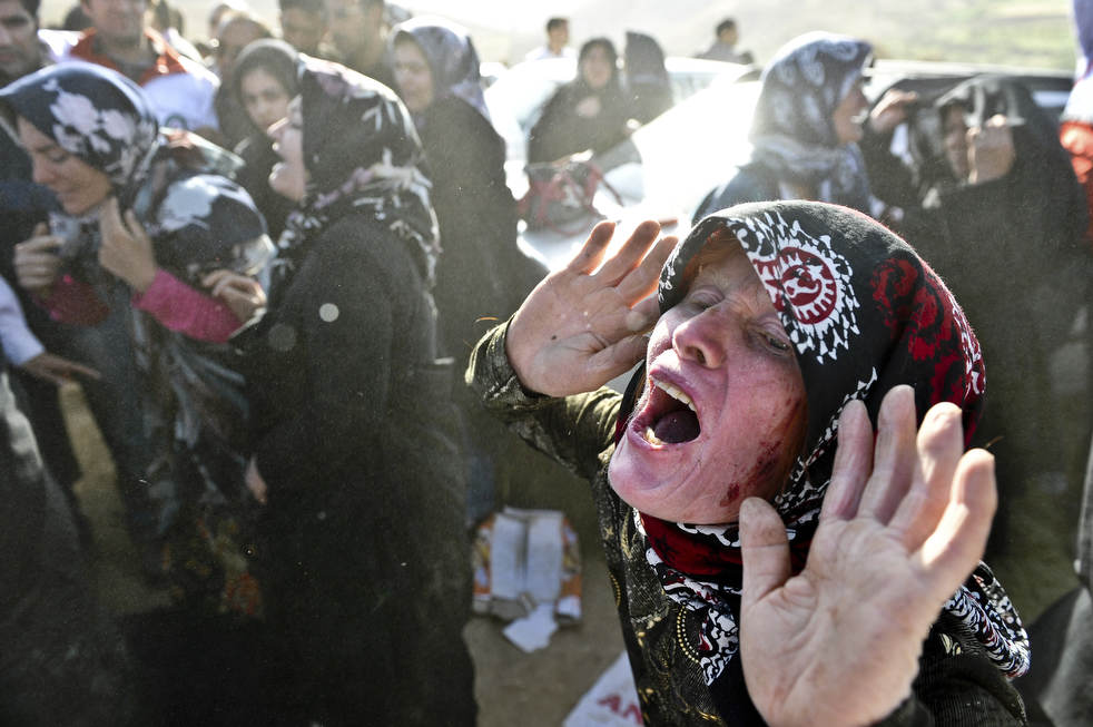 iran_earthquake_081312_04.jpg