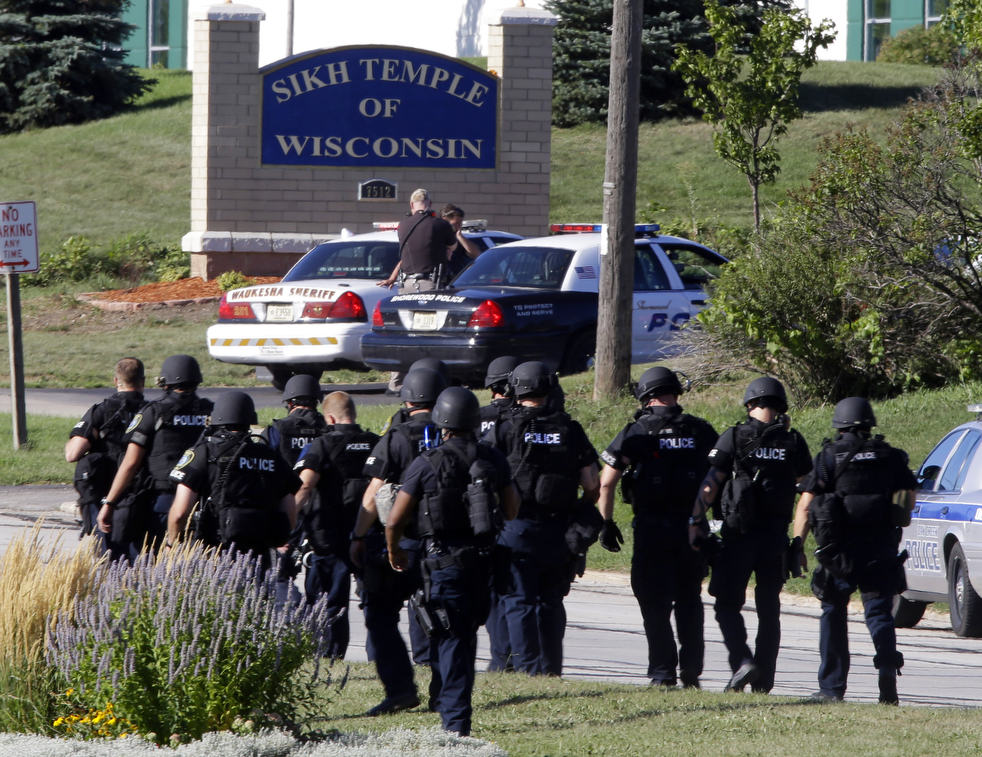 sikh_temple_shooting_22.jpg