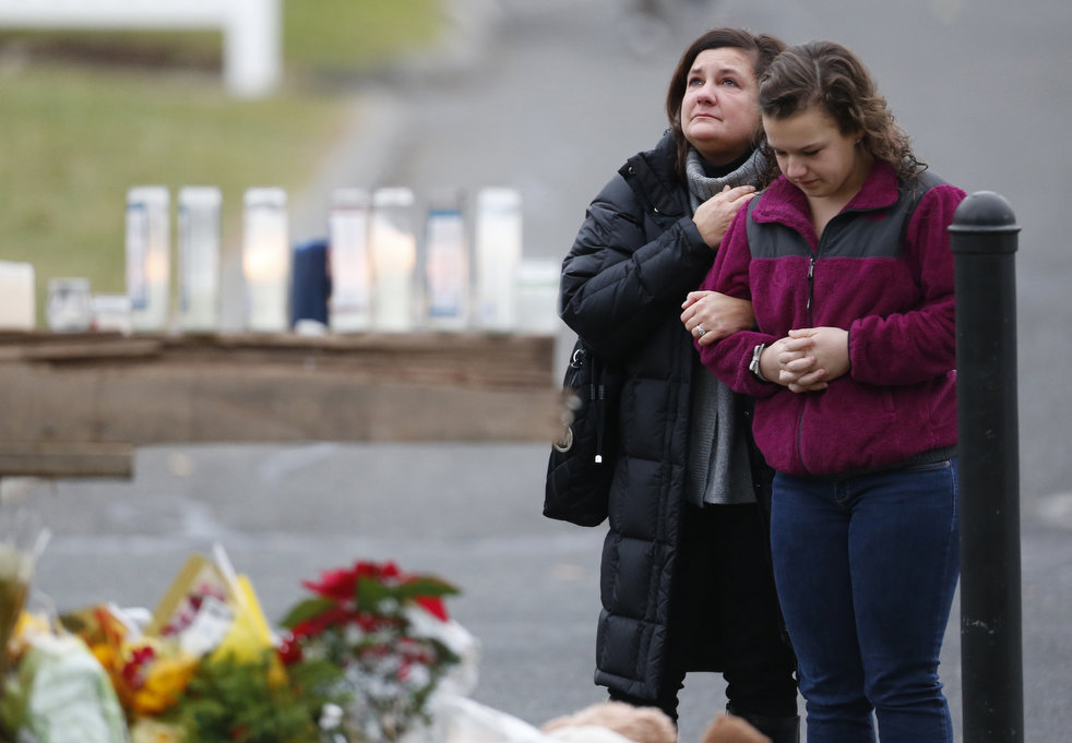 conn_school_shooting_08.jpg