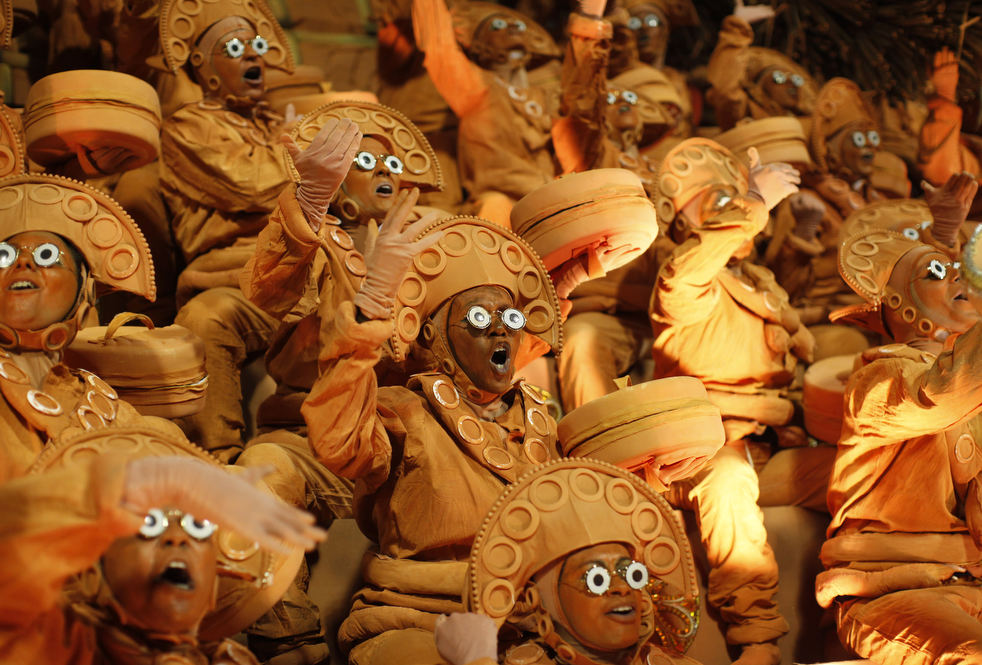 brazil_carnival_2012_13.jpg