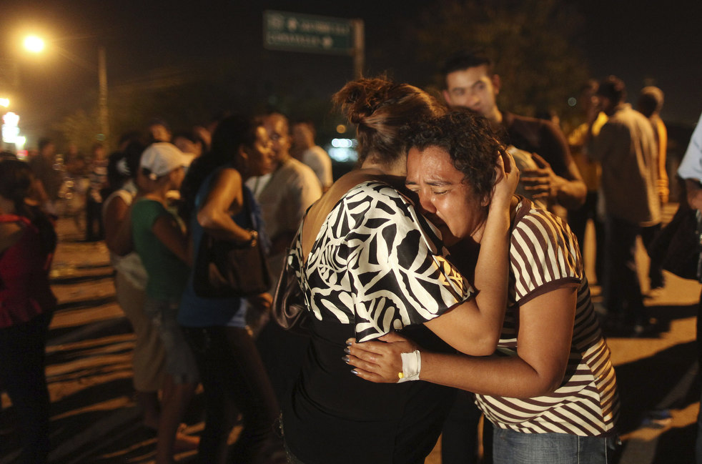 honduras_prison_fire_01.jpg