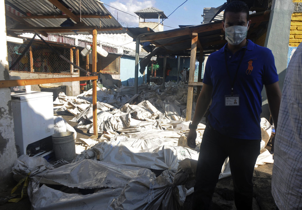 honduras_prison_fire_17.jpg