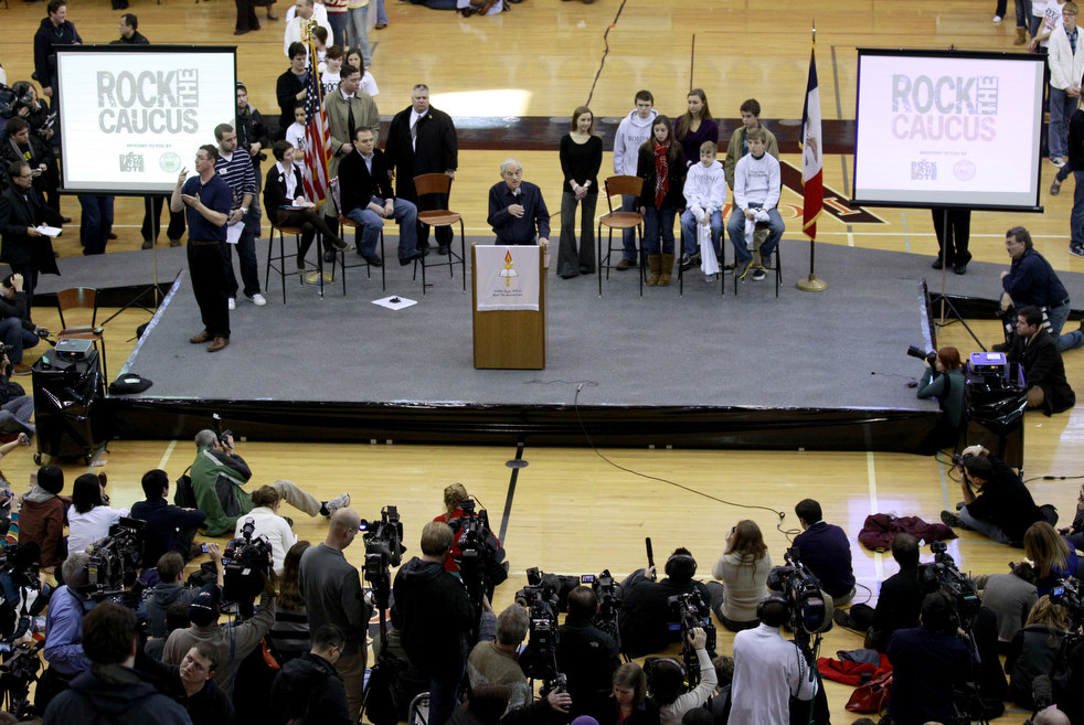 iowa_caucus_2012_07.jpg