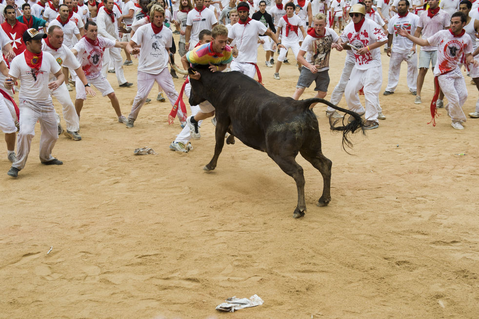 san_fermin_bull_run_16.jpg